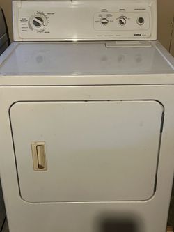 Kenmore electric dryer works very good good condition trabaja muy vien