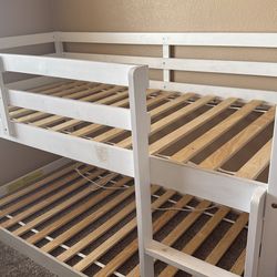 Twin size kids bunk beds