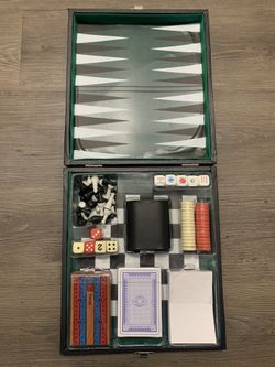Malibu Calamigos Ranch Magnetic Checkers and Backgammon Travel Set