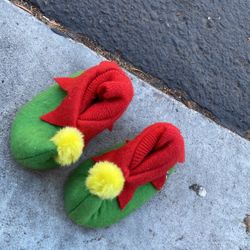 Slippers Size 3-4