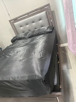 Full / twin bed