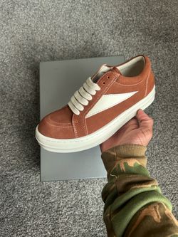 Low top Rick Owen’s size 7