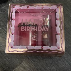 strawberry poundcake birthday perfume and candle from bath and body works 