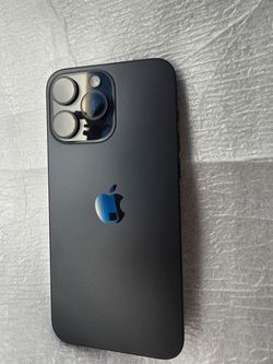 IPHONE 15 Pro Max w/ 512gb