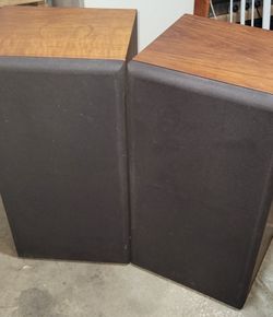 Optimus 400 speakers