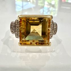 14KT Yellow Gold Ladies Citrine & Diamond Ring