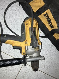 DEWALT 1/2 in. (13 mm) Variable Speed Reversing Mid-Handle Grip Drill with Keyless Chuck