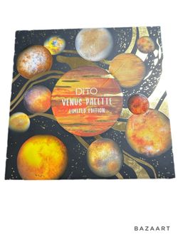 Venus Limited Edition Eyeshadow Palette 