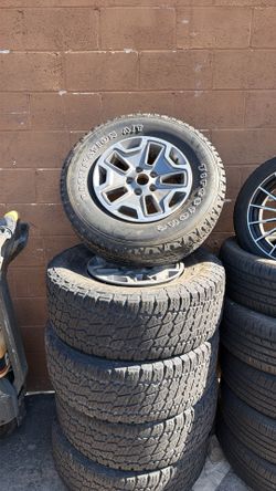 USED JEEP WRANGLER STOCK OEM WHEELS