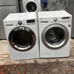 LG Front Load Washer & Dryer Set 