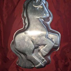 Wilton Cake Pans-- Pick And Make Me An Offer