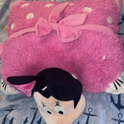 Minnie Mouse pillow pet