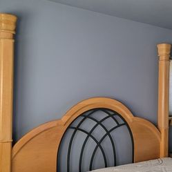 Broyhill Bedroom Suite