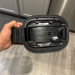 Chevrolet Silverado Gas Cover