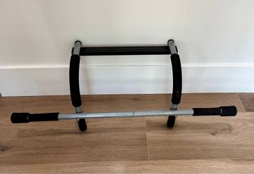 Iron Gym Pro Fit Pull Up Bar.
