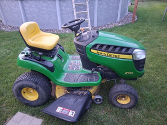 John deere E100