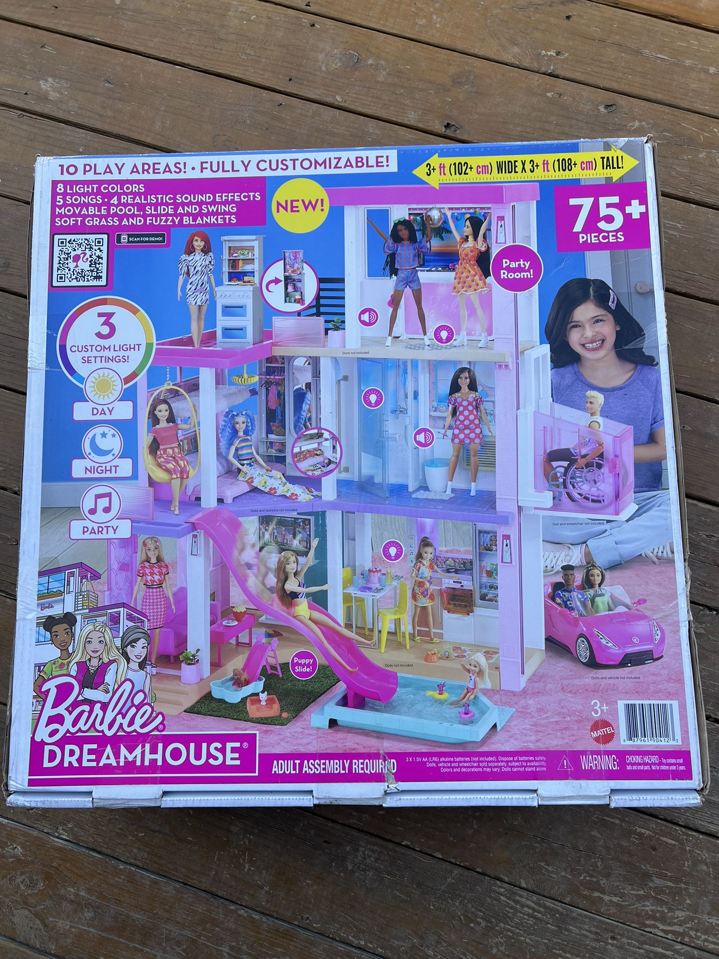 Barbie Dream House NEW