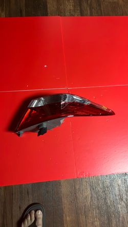 Red Outer Tail Light Brake Lamp For 2015 2016 2017 Toyota Camry right passenger Side