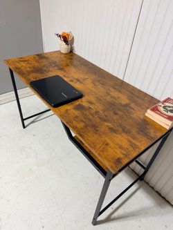 New desk!!!