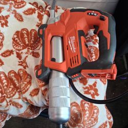 Milwaukee M18 18V Lithium-Ion Cordless Grease Gun 2-Speed (Tool-Only