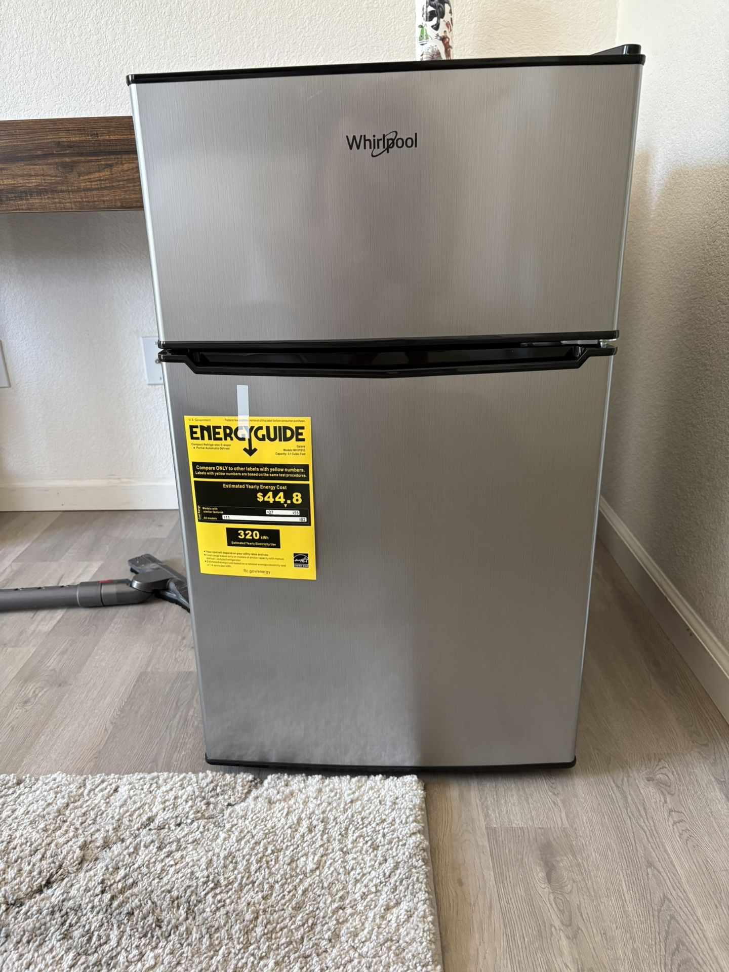 Mini-fridge Whirlpool