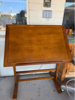 Wooden Art Easel
