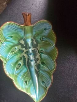 Ceramic Monstera Leaf Decorative Dish
