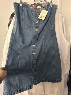 Levi Women Slim Fit Button Down Dress 