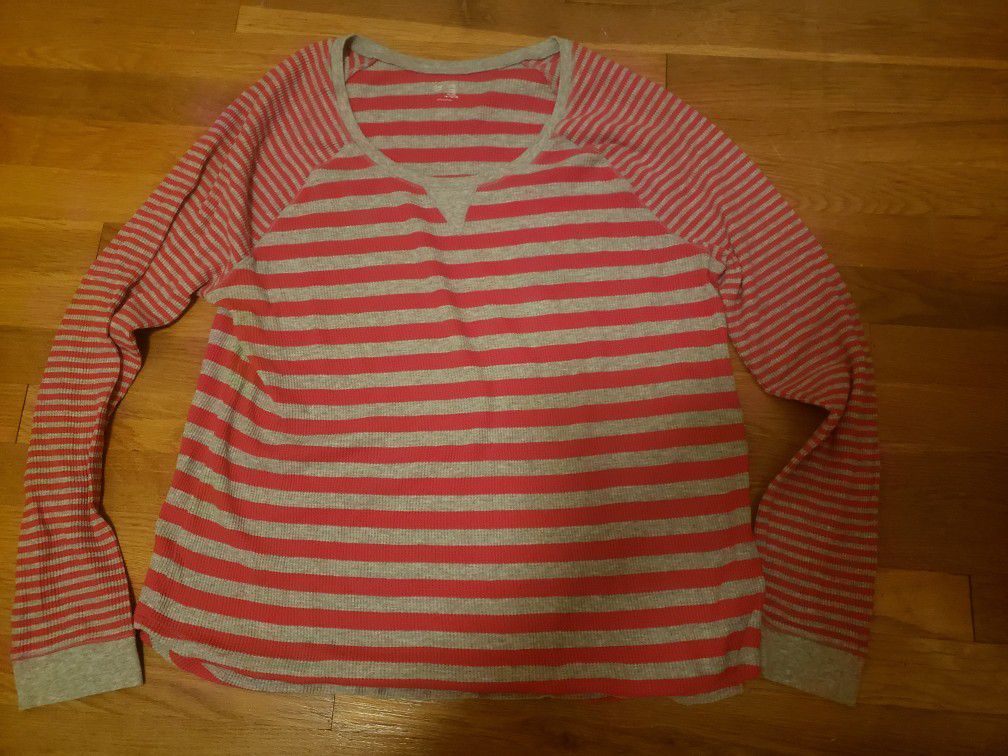 GAP Women's Pull Over Sweater Size 2X