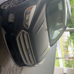 2018 Ford Escape SE (SELLING PARTS!!!)