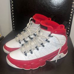 Air Jordan 9 Cherry