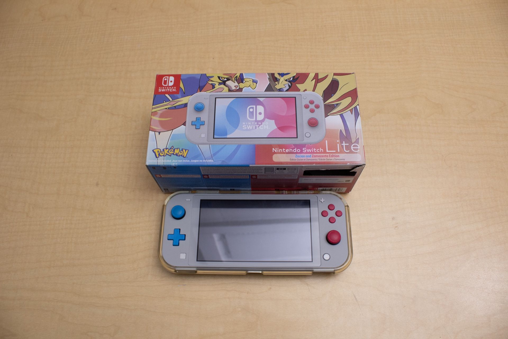 Nintendo Switch Lite Zacian and Zamazenta Edition