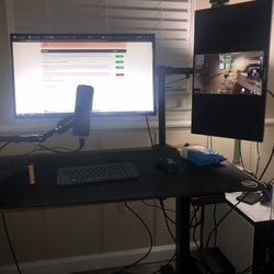 Streaming/Gaming/Recording Studio (EVERYTHING YOU NEED) $4,500 Value