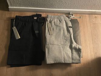 Essential shorts check description