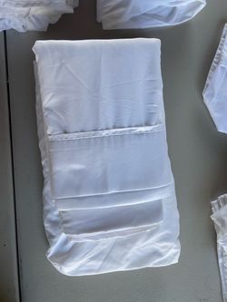 White Bed Sheet Set