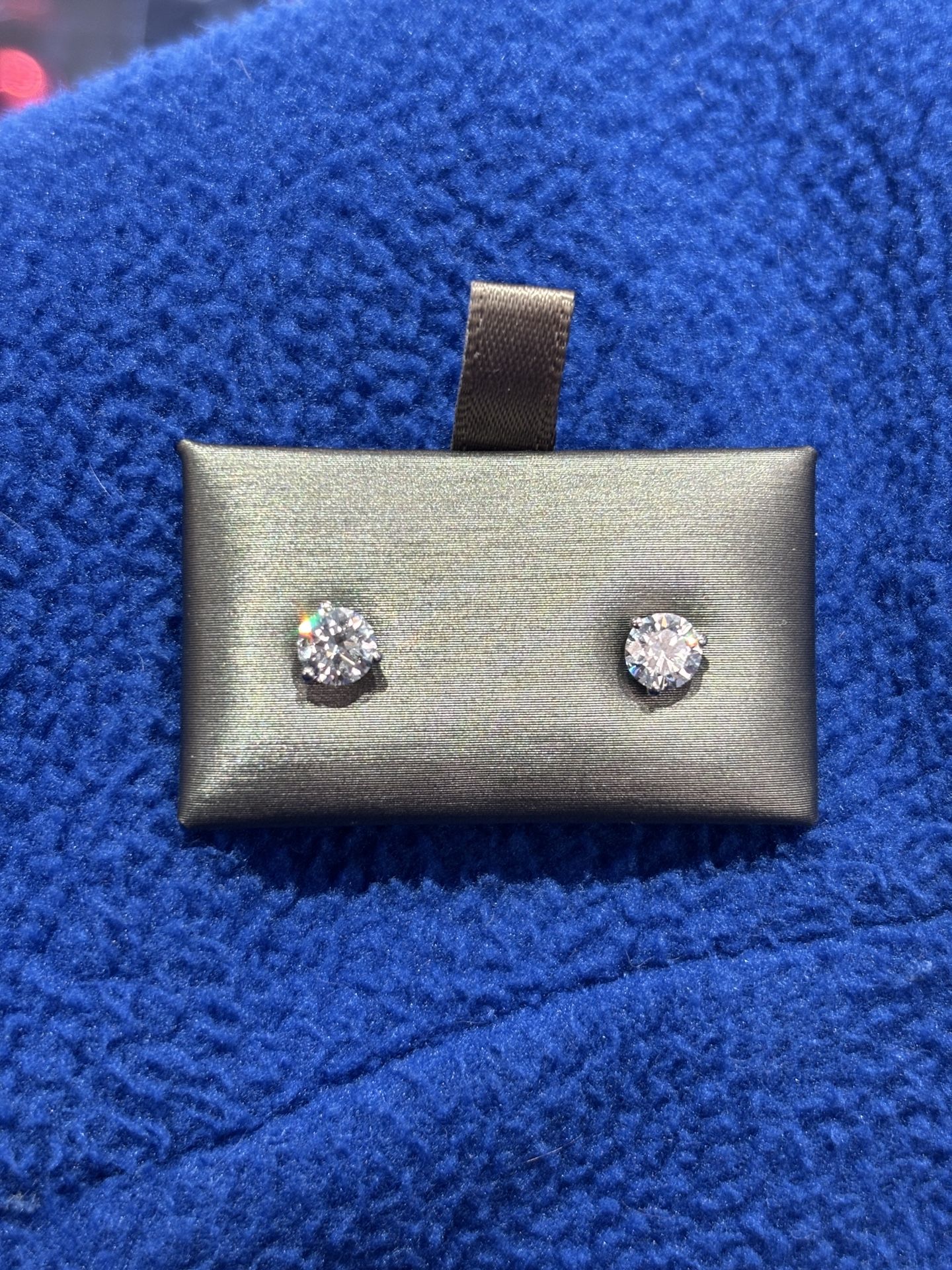 14KT WG 1.00cttw Lab Grown Diamond Stud Earrings