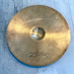 Zildjian vintage 17” Avedis thin crash drum cymbal no cracks or bends $200 cash    2401 n Euclid ave Upland 91784