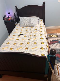Pottery barn kids twin Catalina bed