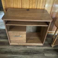 $25 Computer desk 