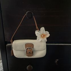 2000s Y2K Coach SoHo Wristlet 