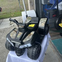 Kids real tree camouflage motorized riding Jeep