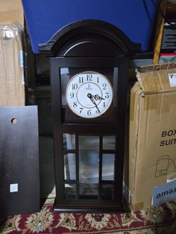 Verona Quartz Wall Clock Dark Wood