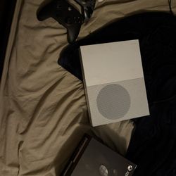 Xbox Series S Gaming Setup 