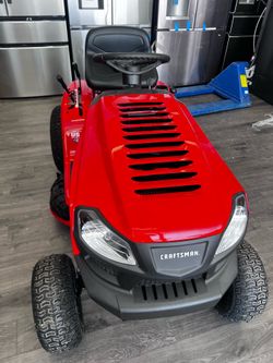 Craftsman T100 36in 11.5 -hp single cylinder gas lawn tractor