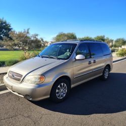 2005 KIA Sedona