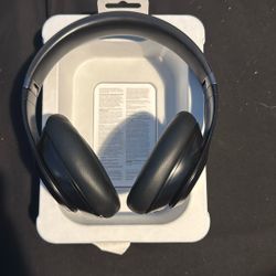 Beats Studio pro’s