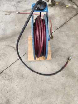 Air hose reel