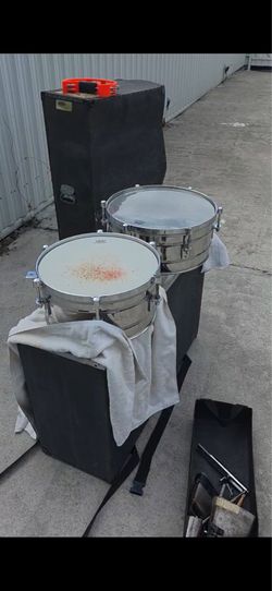 Timbales LP M. Cohen Stainless Steel + Campana Agogó JCR (Bronx