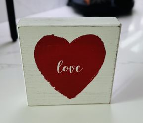 VALENTINES DAY FARMHOUSE WHITEWASHED WOODEN DISTRESSED RED HEART LOVE SHADOW BOX HOME DECOR