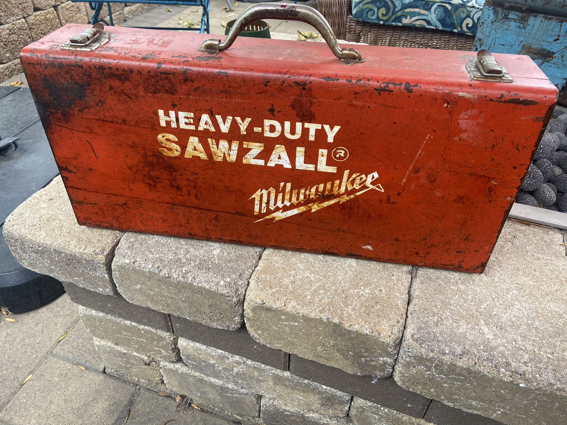 SAWZALL TOOL BOX